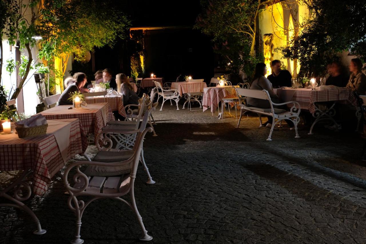 Zum Goldenen Lowen Hotel Kallmuenz Luaran gambar